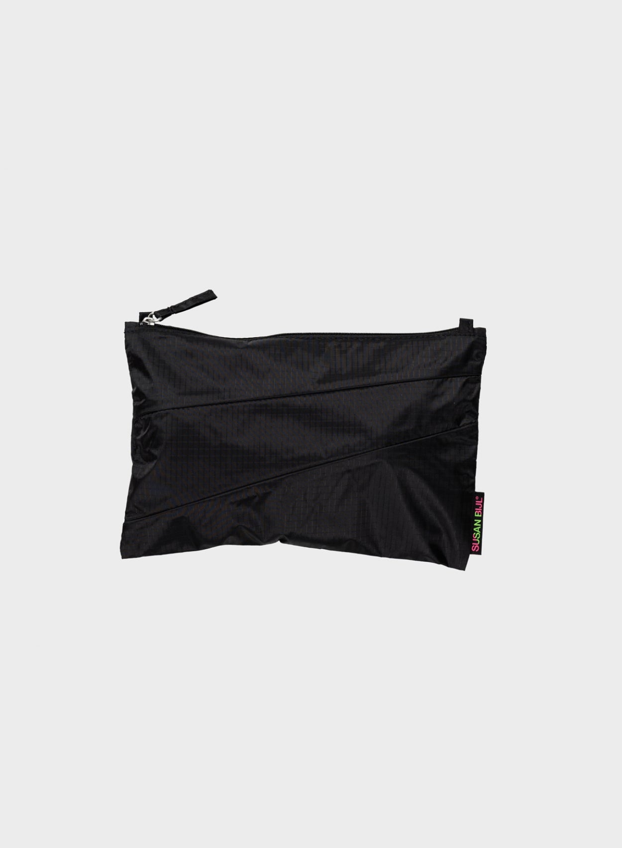 The New Pouch Medium