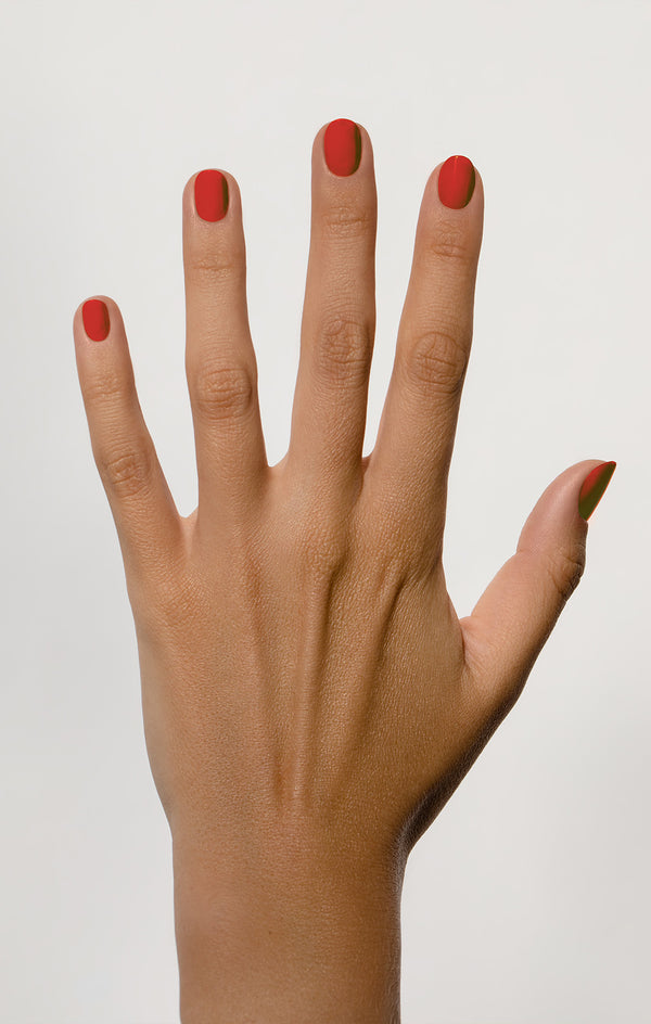 Karolin van Loon nail polish Tomato Rouge