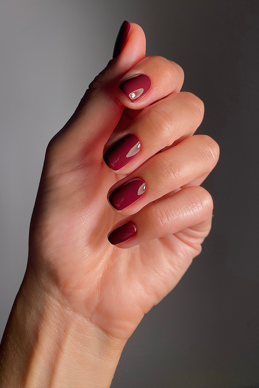 nail polish 48 Bordeaux Velours