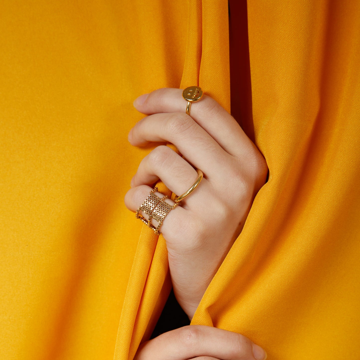 Martine Viergever - ring The Grin gold