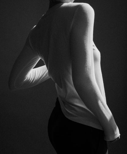 crew-neck longsleeve The Nora off-white