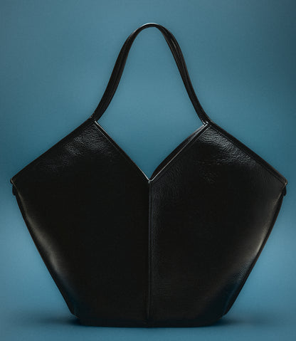 Calella Distressed Black