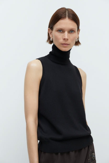 MERINO WOOL TURTLENECK VEST BLACK
