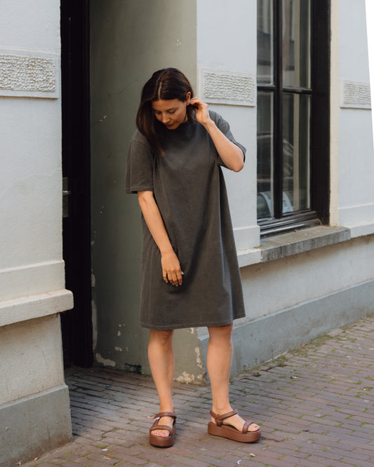 t-shirt dress 17/- ROUND SHAPE BIG TEE
O/P