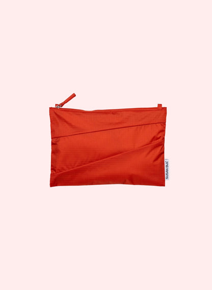 The New Pouch Medium