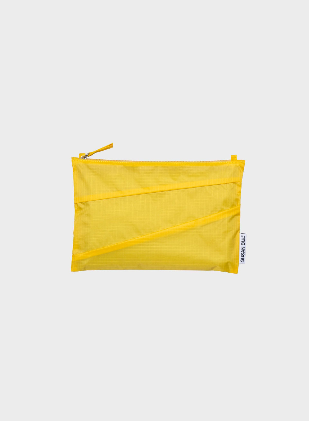 The New Pouch Medium