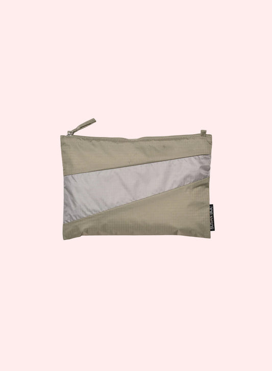 The New Pouch Medium