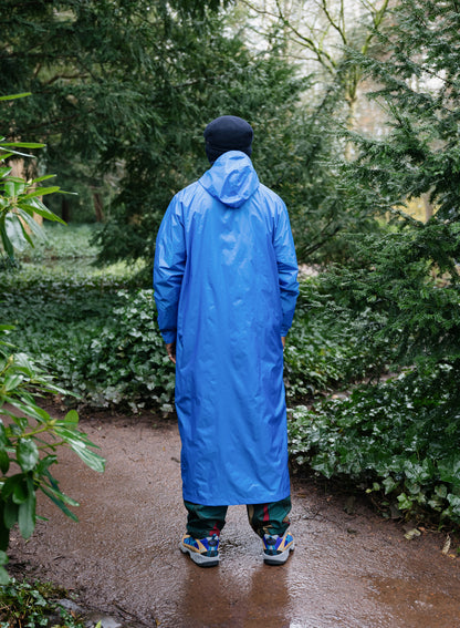 Susan Bijl The New Raincoat Blue back