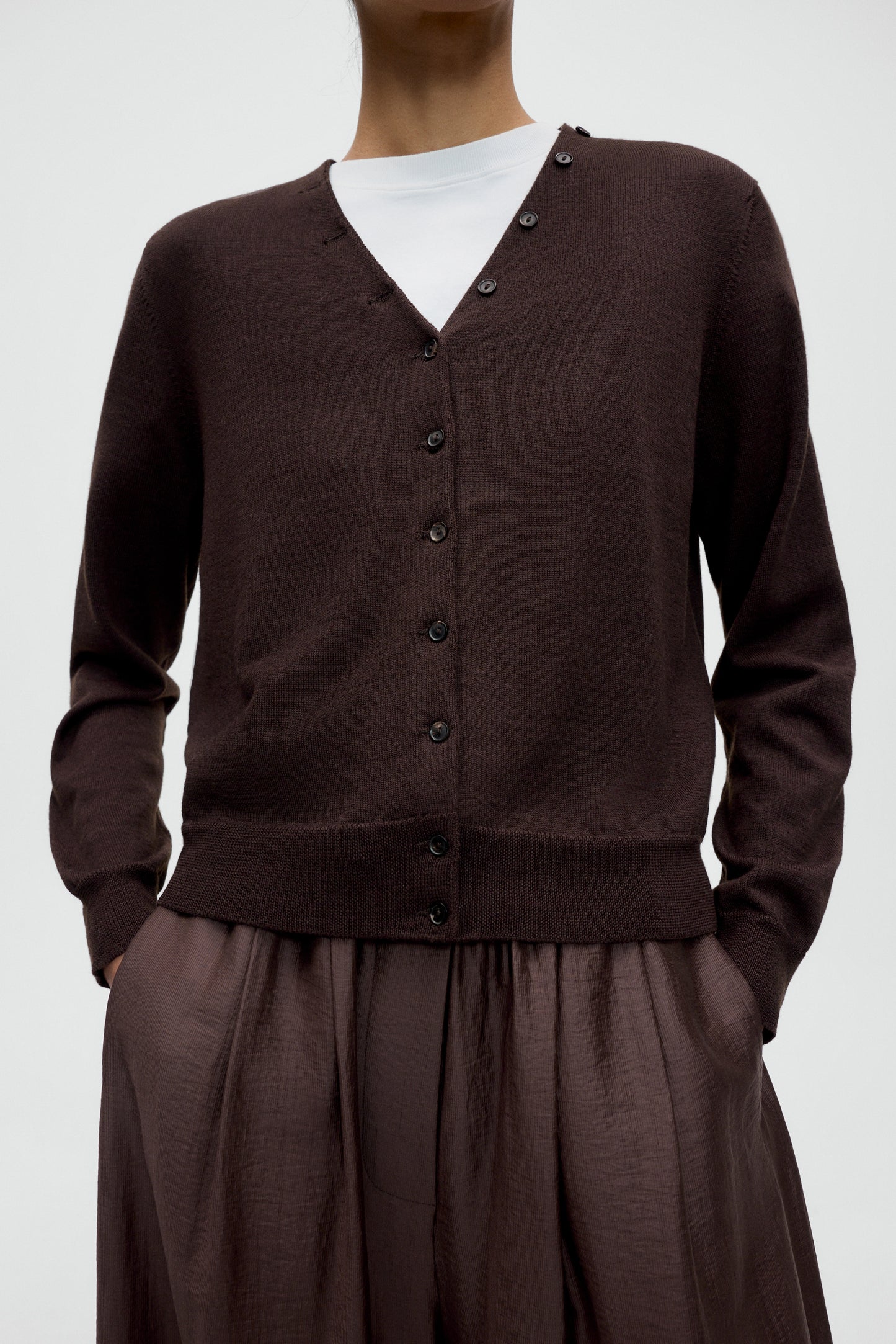 MERINO WOOL BUTTON CARDIGAN Brown
