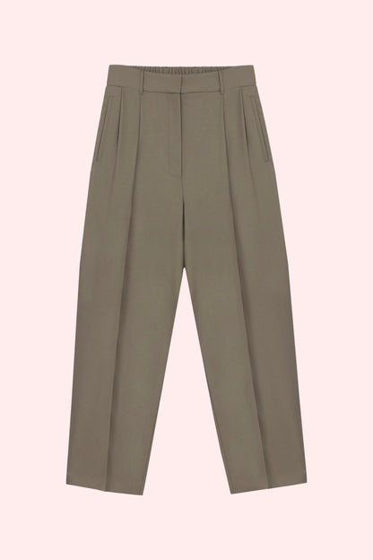 VIRGIN WOOL MASCULINE BARREL PANTS Taupe