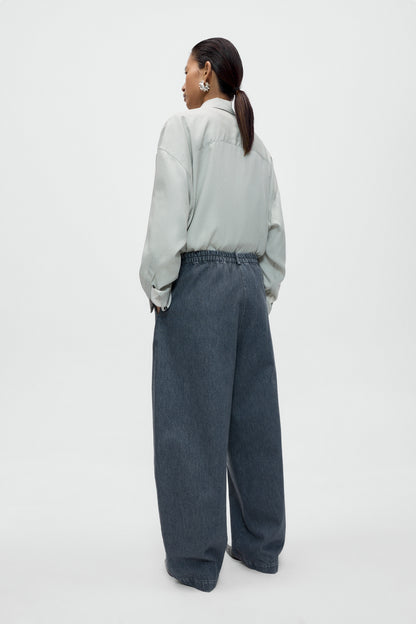 WASHED DENIM CURVED PANTS Grey