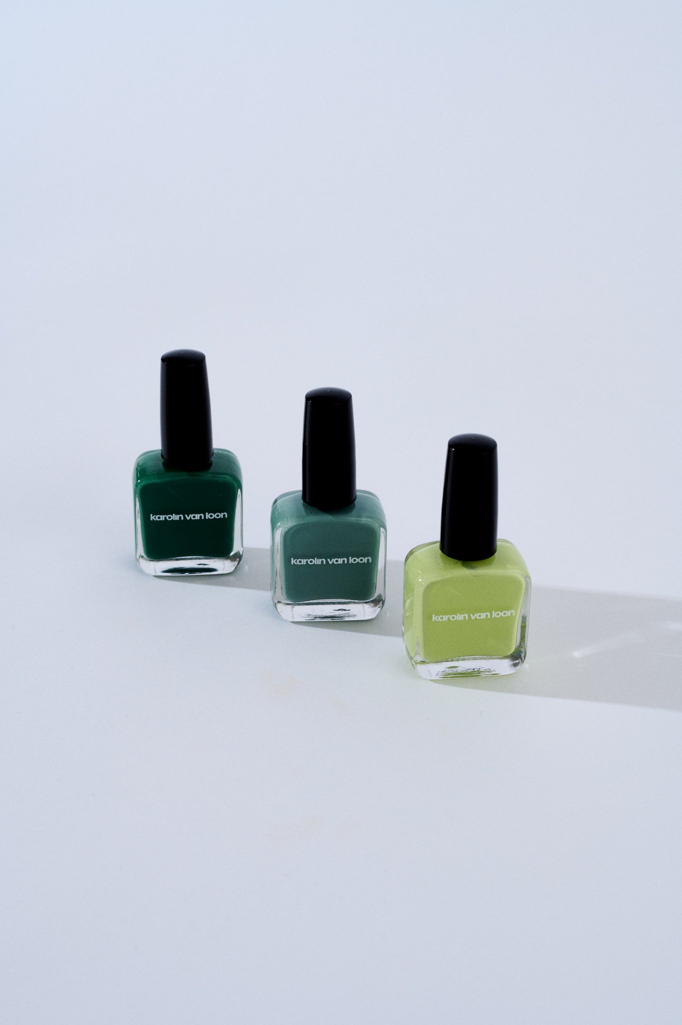 Gift box Akani with 3 exclusive shades of nail polish - forest & ocean grey & lime - by CHRISTIAN WIJNANTS x KAROLIN VAN LOON