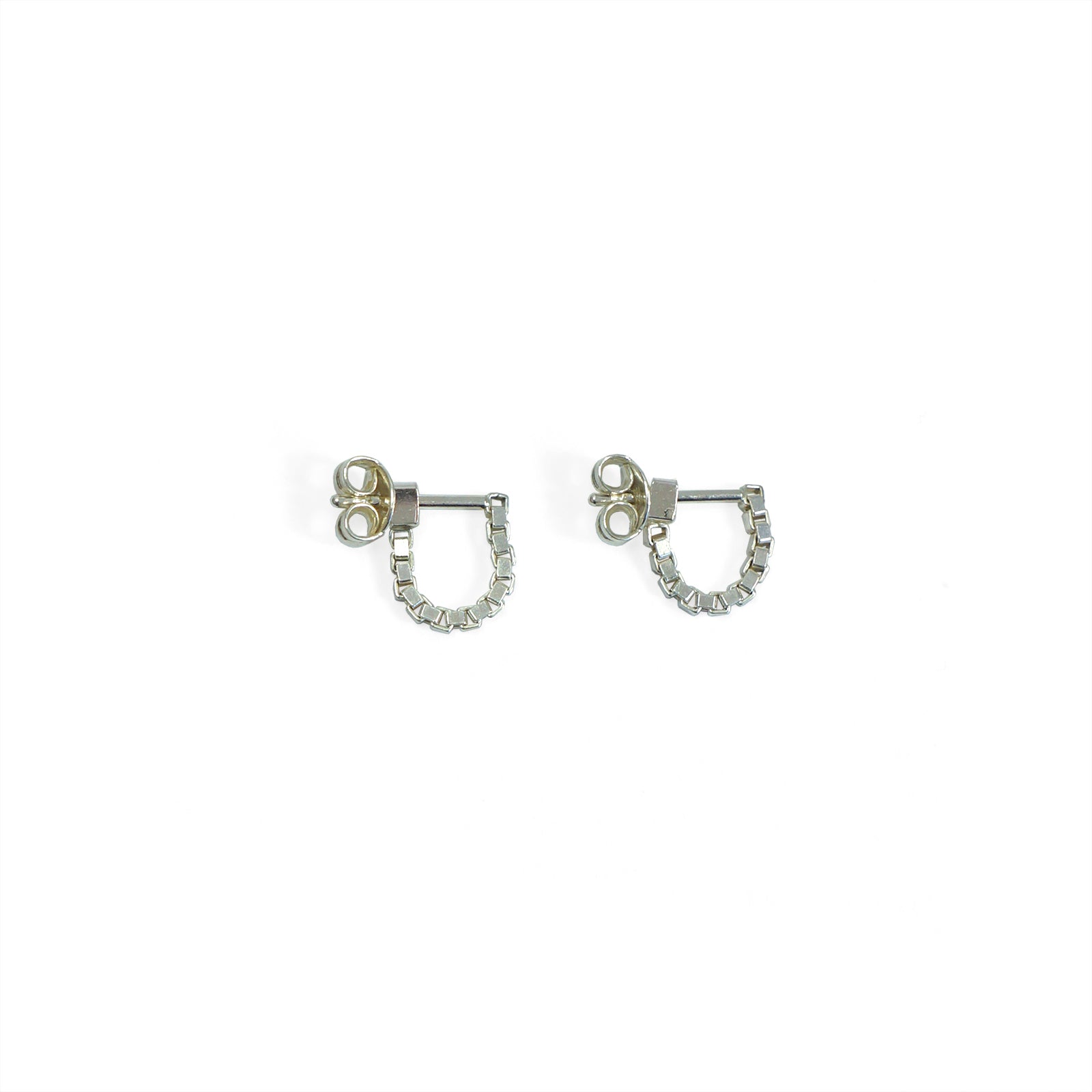 Martine Viergever earrings Round Simple sterling silver
